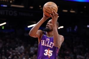 KD：节末扔超远不是我的职责 我也没练过因自知做不到
